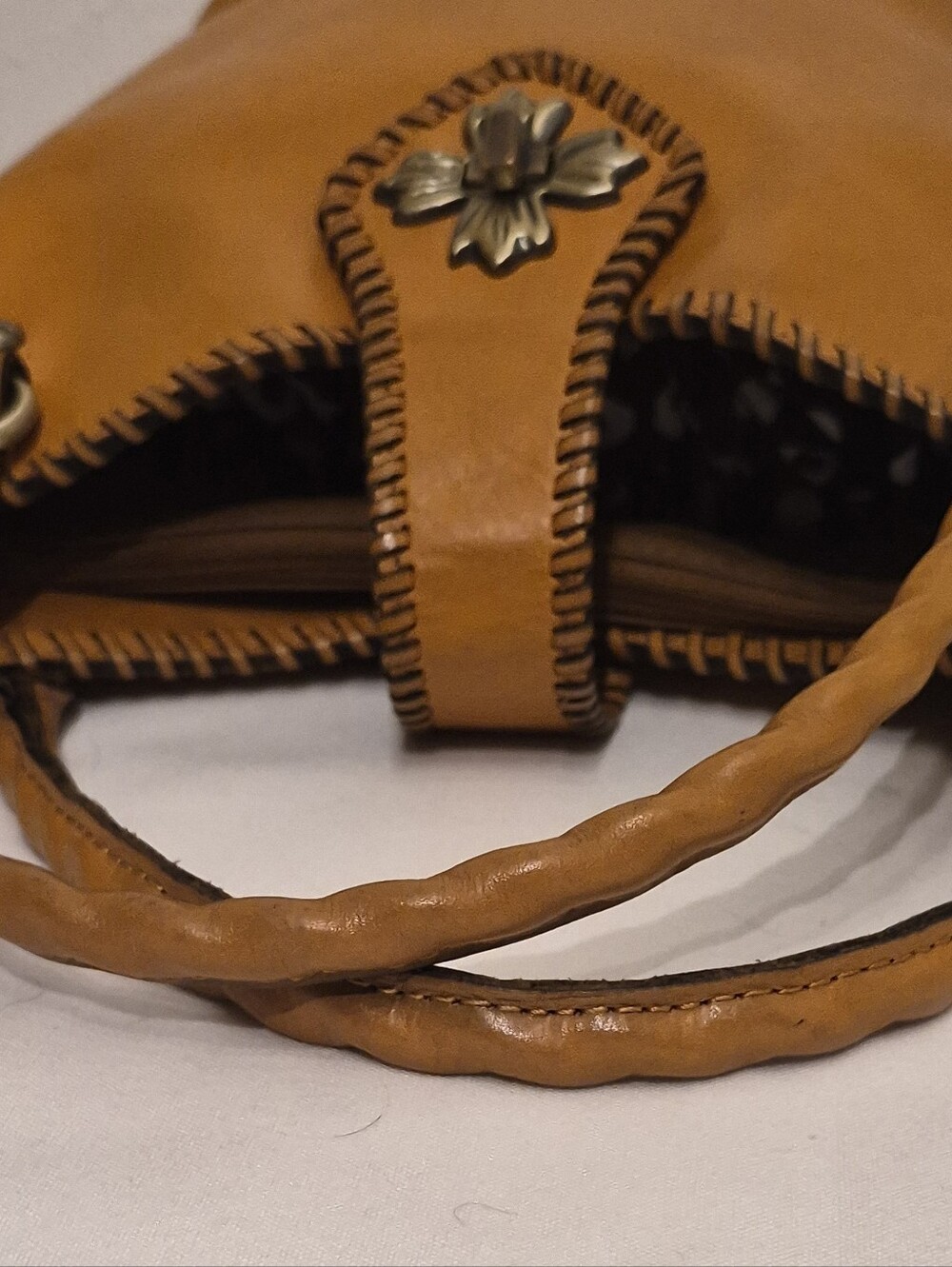Patricia Nash Ninette Crossbody Bag - Picture 8 of 10